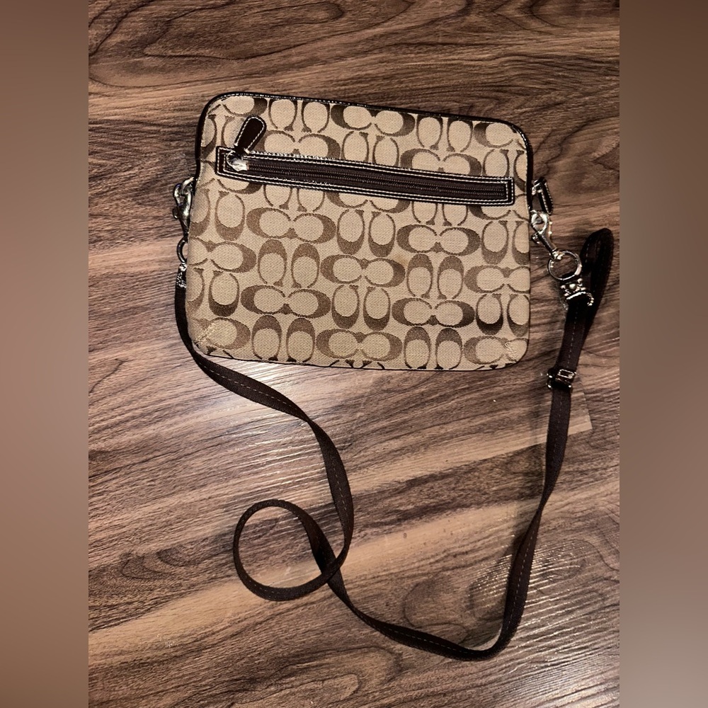 Coach Brown Crossbody Bag Pre-owned - Picture 5 of 6
